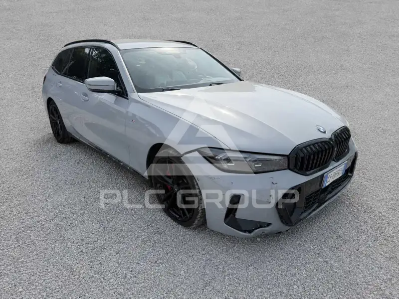 2023 BMW 320