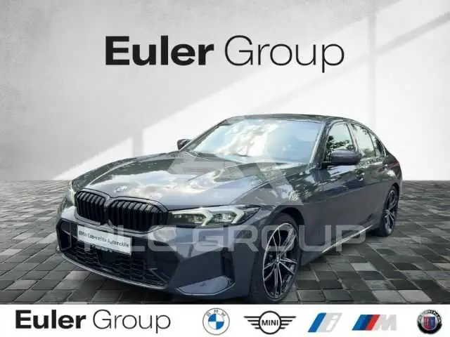 2023 BMW 330