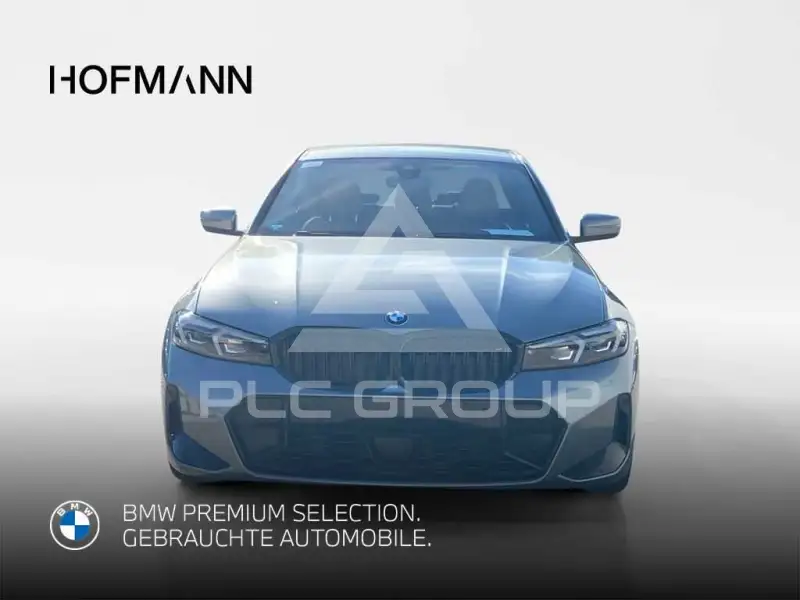 2023 BMW 330