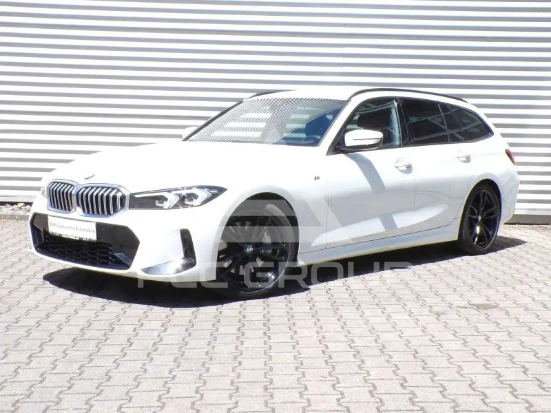 2023 BMW 330