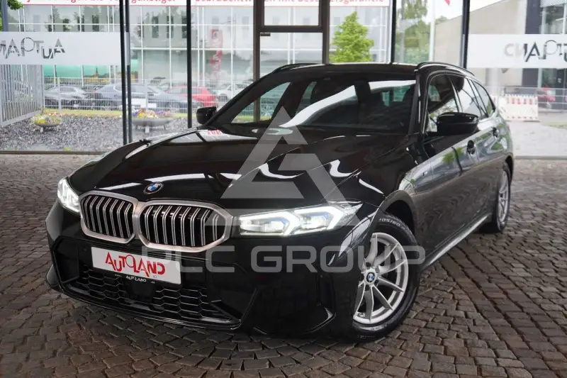 2023 BMW 330