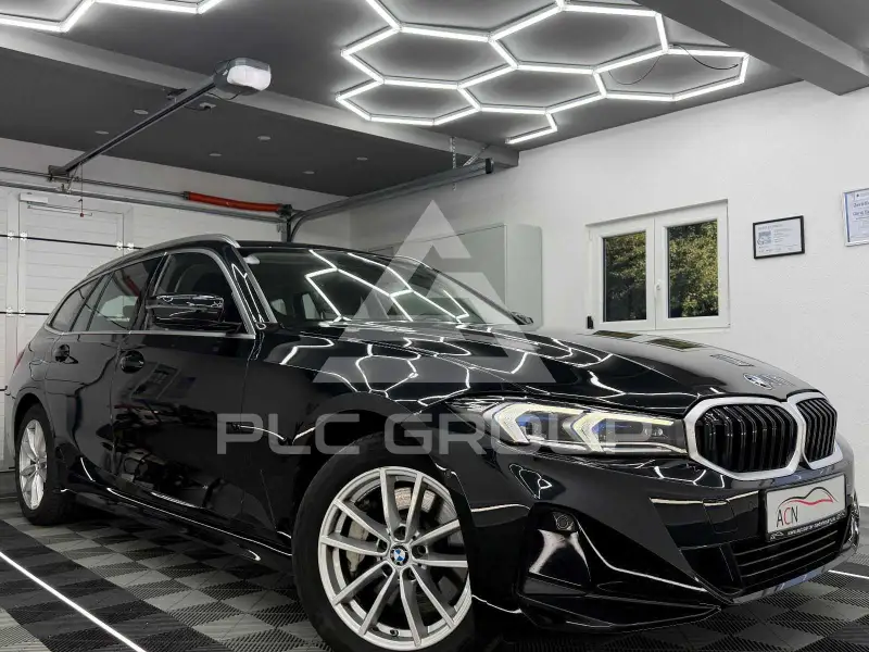2023 BMW 330