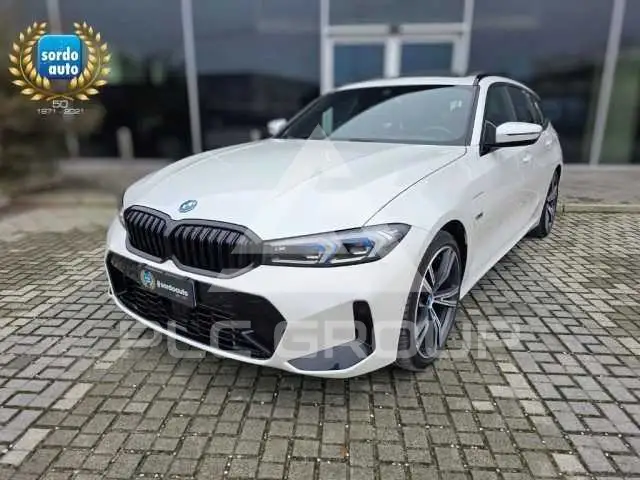 2023 BMW 330
