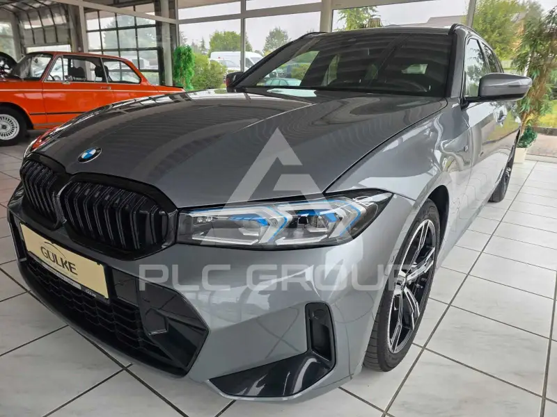 2023 BMW 330