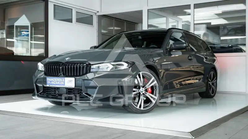 2023 BMW 330