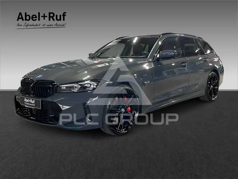 2023 BMW 330