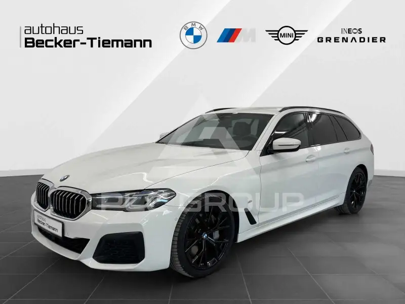 2023 BMW 540