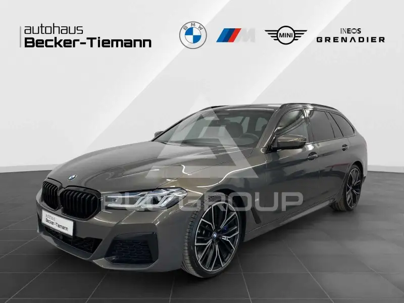 2023 BMW 540