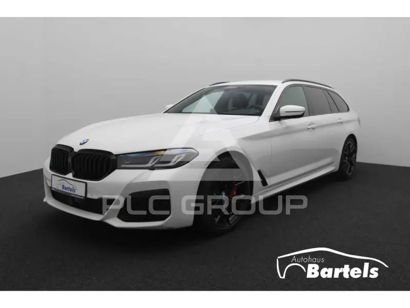 2023 BMW 540