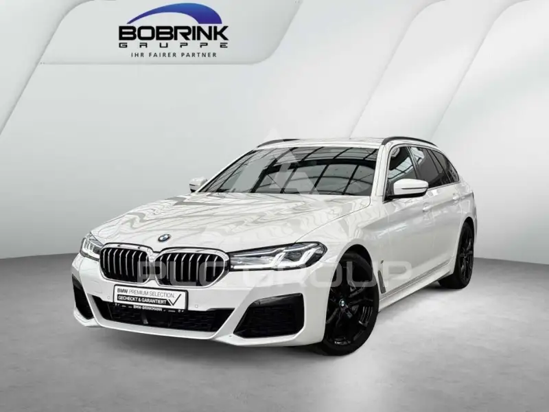 2023 BMW 540