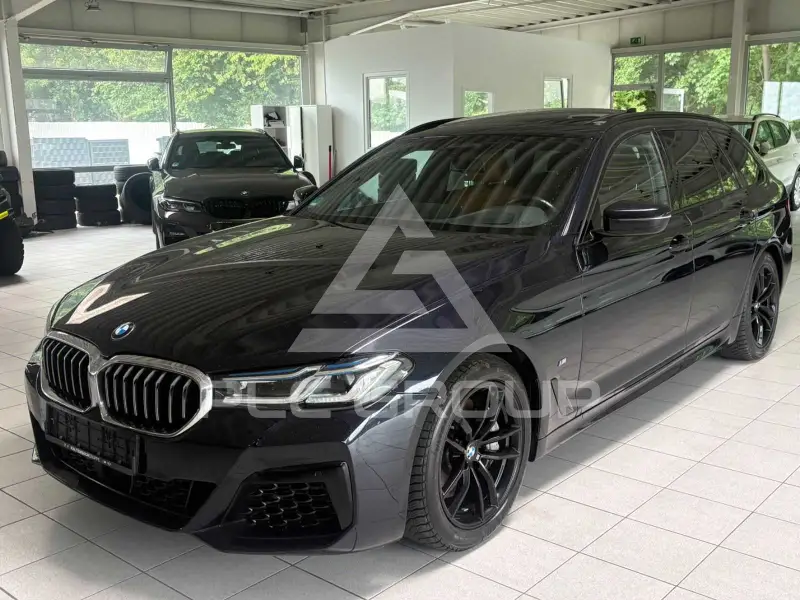 2023 BMW 540