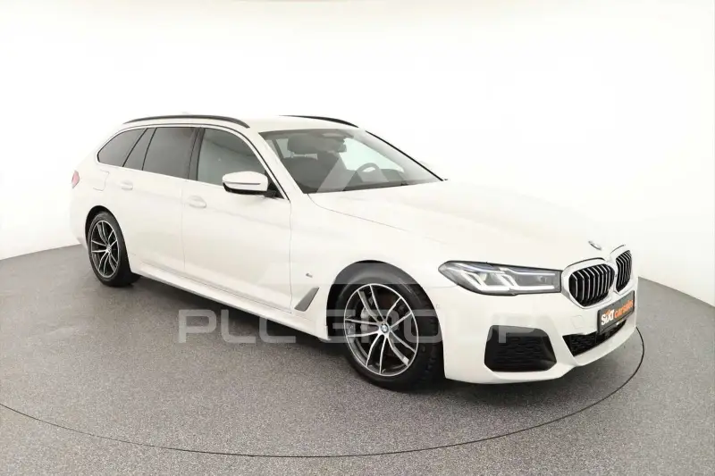 2023 BMW 540