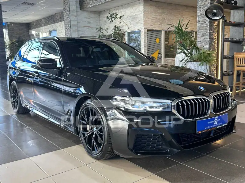 2023 BMW 540