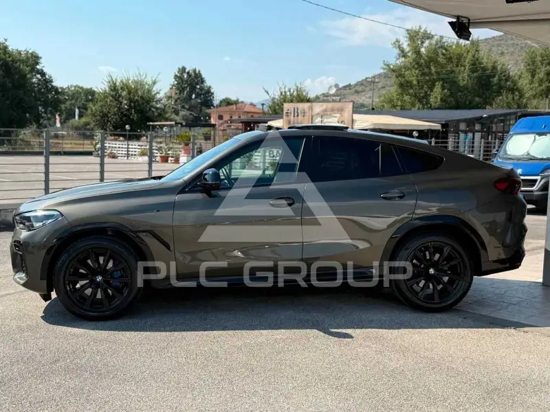 2023 BMW X6