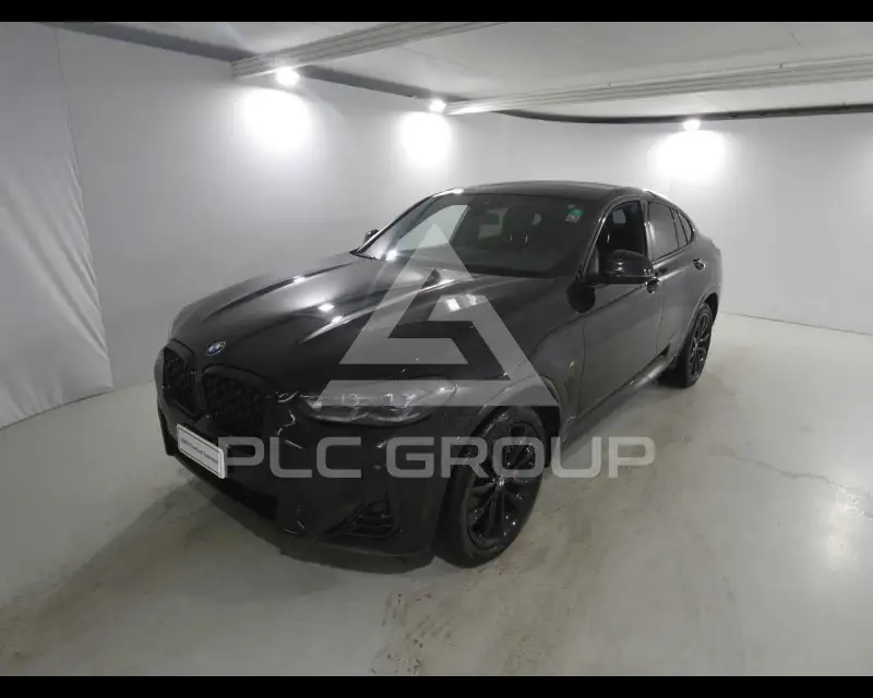 2023 BMW X4