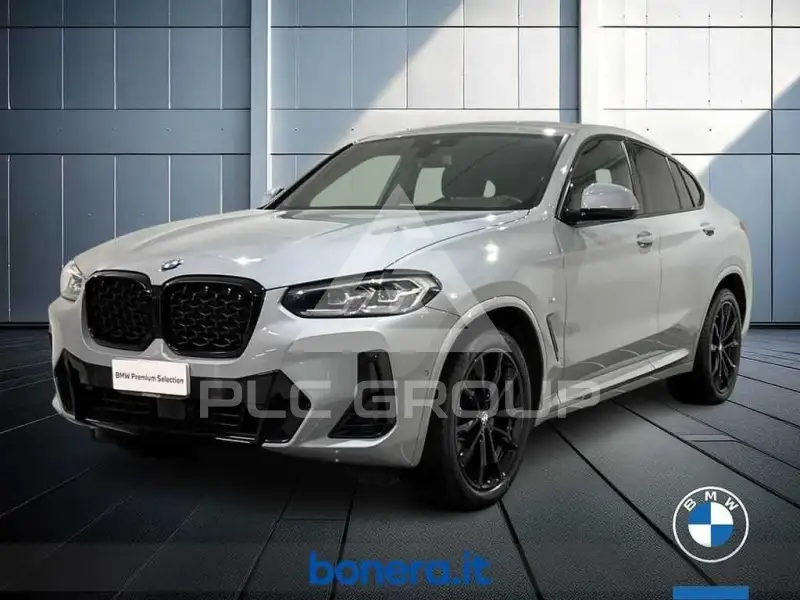 2023 BMW X4
