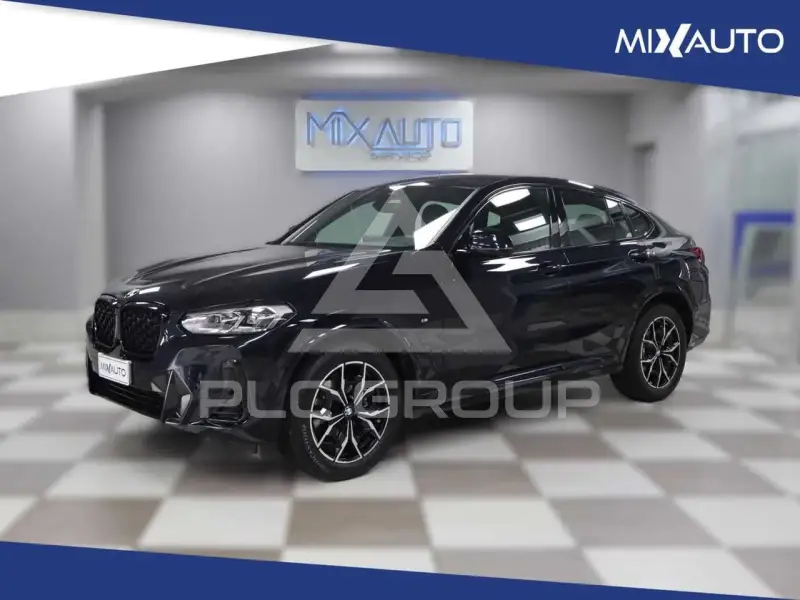 2023 BMW X4