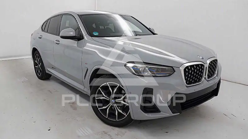 2023 BMW X4