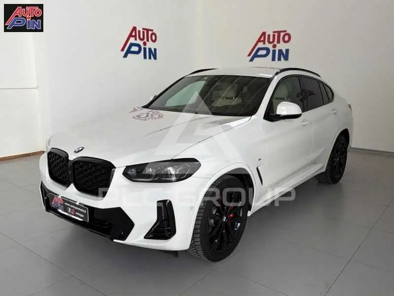 2023 BMW X4