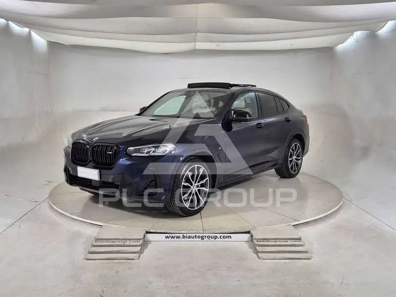 2023 BMW X4