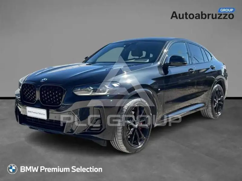 2023 BMW X4