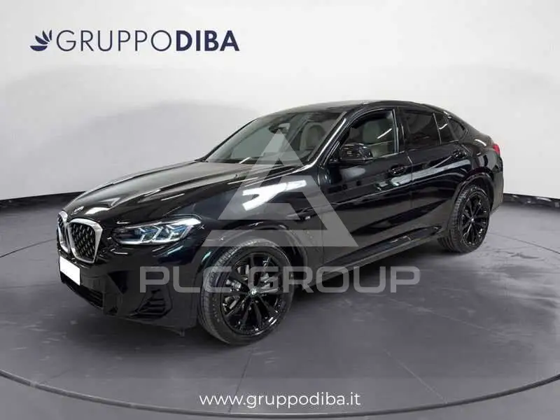 2023 BMW X4