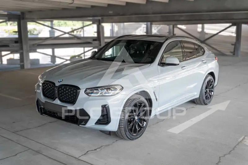 2023 BMW X4