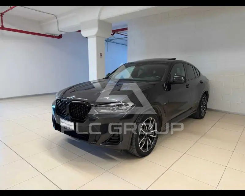 2023 BMW X4