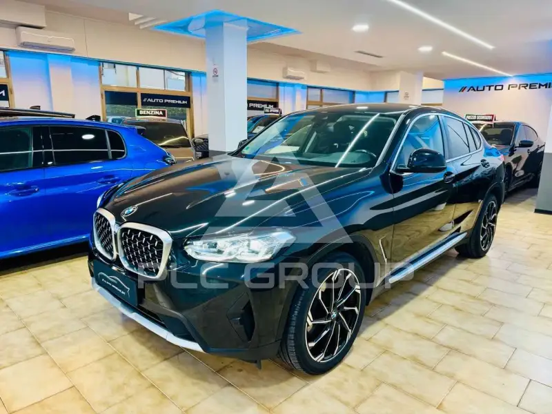 2023 BMW X4