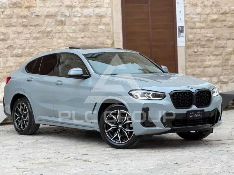 2023 BMW X4