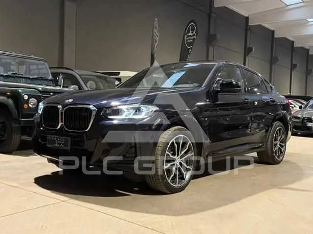 2023 BMW X4