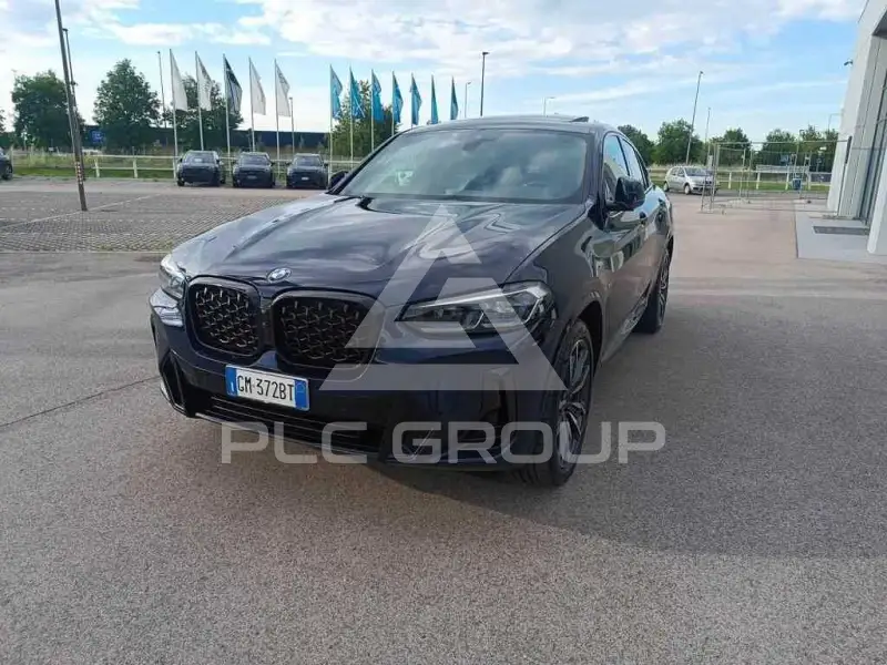 2023 BMW X4