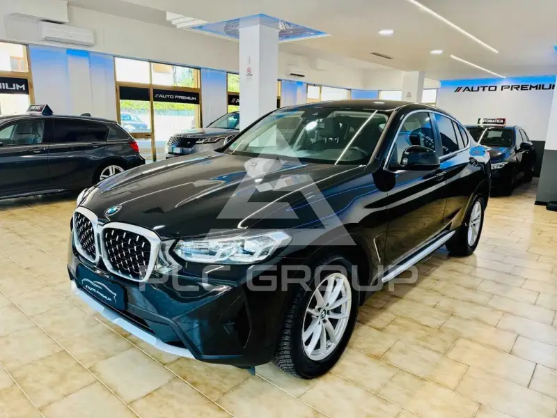 2023 BMW X4