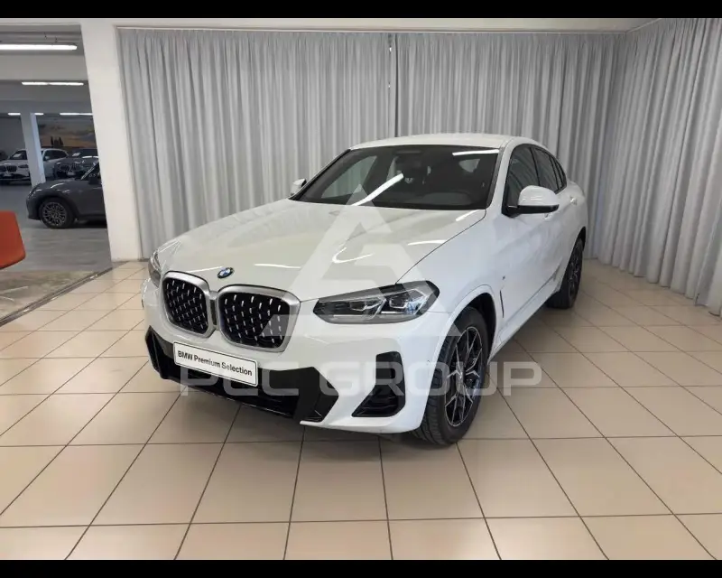 2023 BMW X4