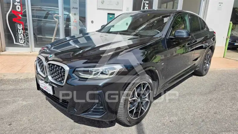 2023 BMW X4