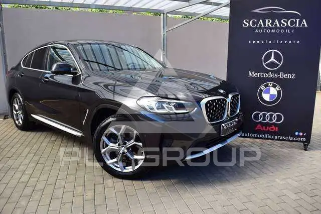 2023 BMW X4