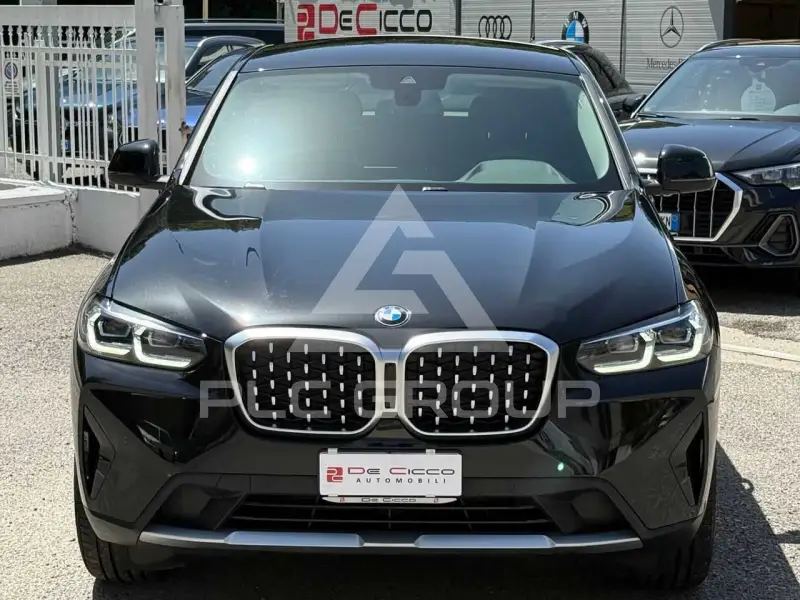 2023 BMW X4