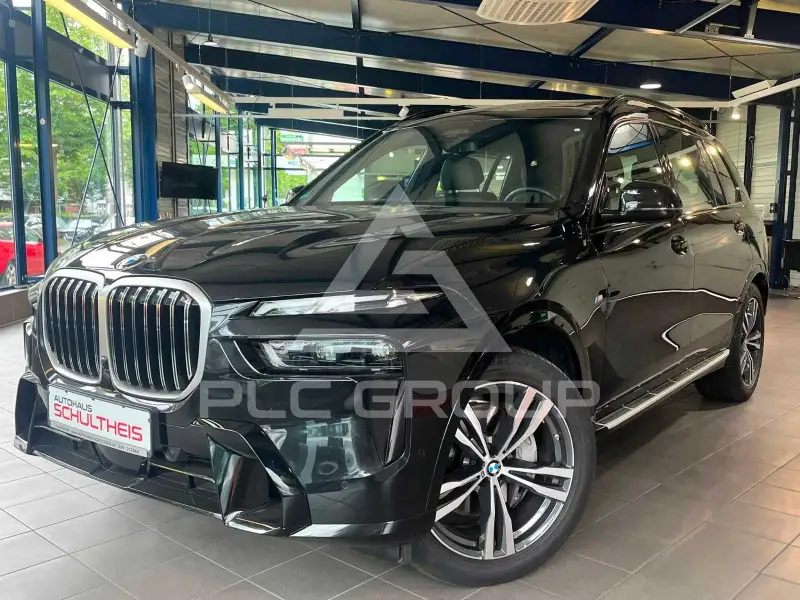 2023 BMW X7