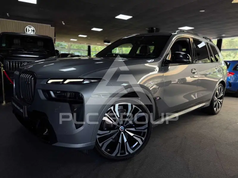 2023 BMW X7