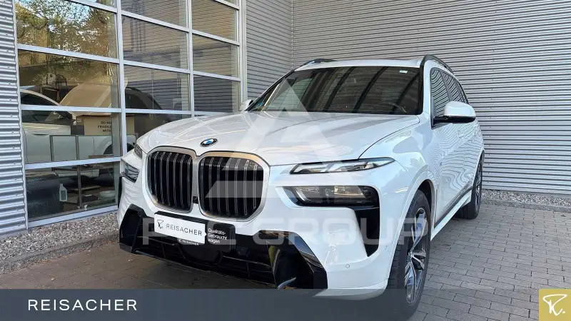 2023 BMW X7