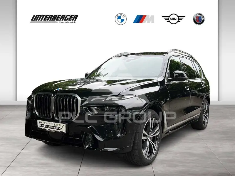 2023 BMW X7