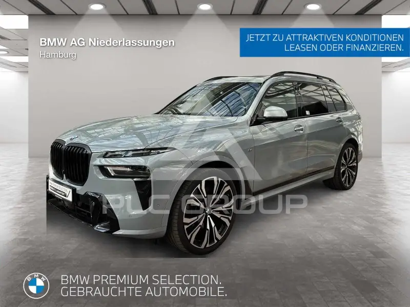 2023 BMW X7