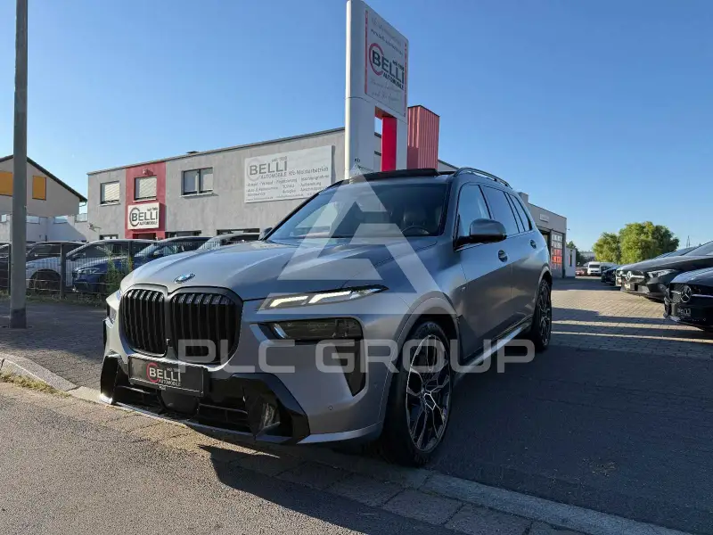 2023 BMW X7