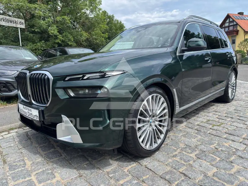 2023 BMW X7