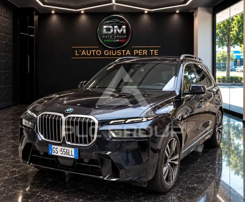 2023 BMW X7