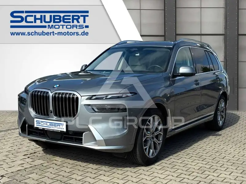 2023 BMW X7