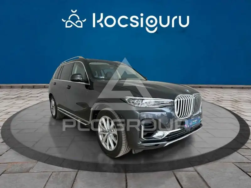 2023 BMW X7