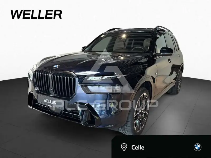 2023 BMW X7