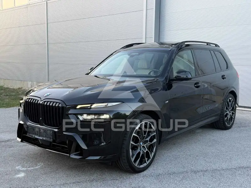 2023 BMW X7