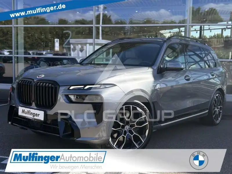 2023 BMW X7